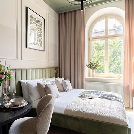 Garden - Loftaffair Collection Apartment Krakow Bagian luar foto