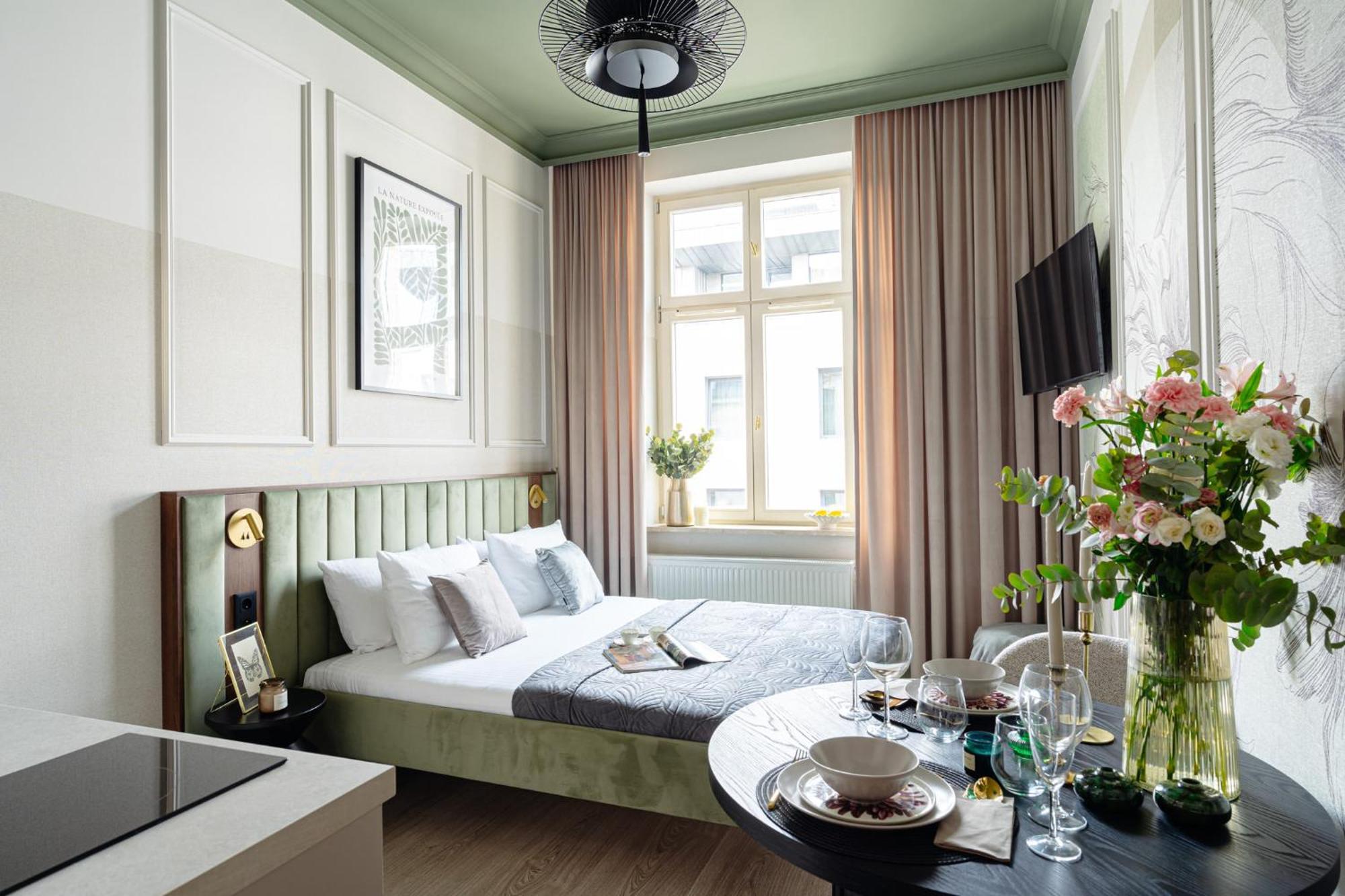 Garden - Loftaffair Collection Apartment Krakow Bagian luar foto