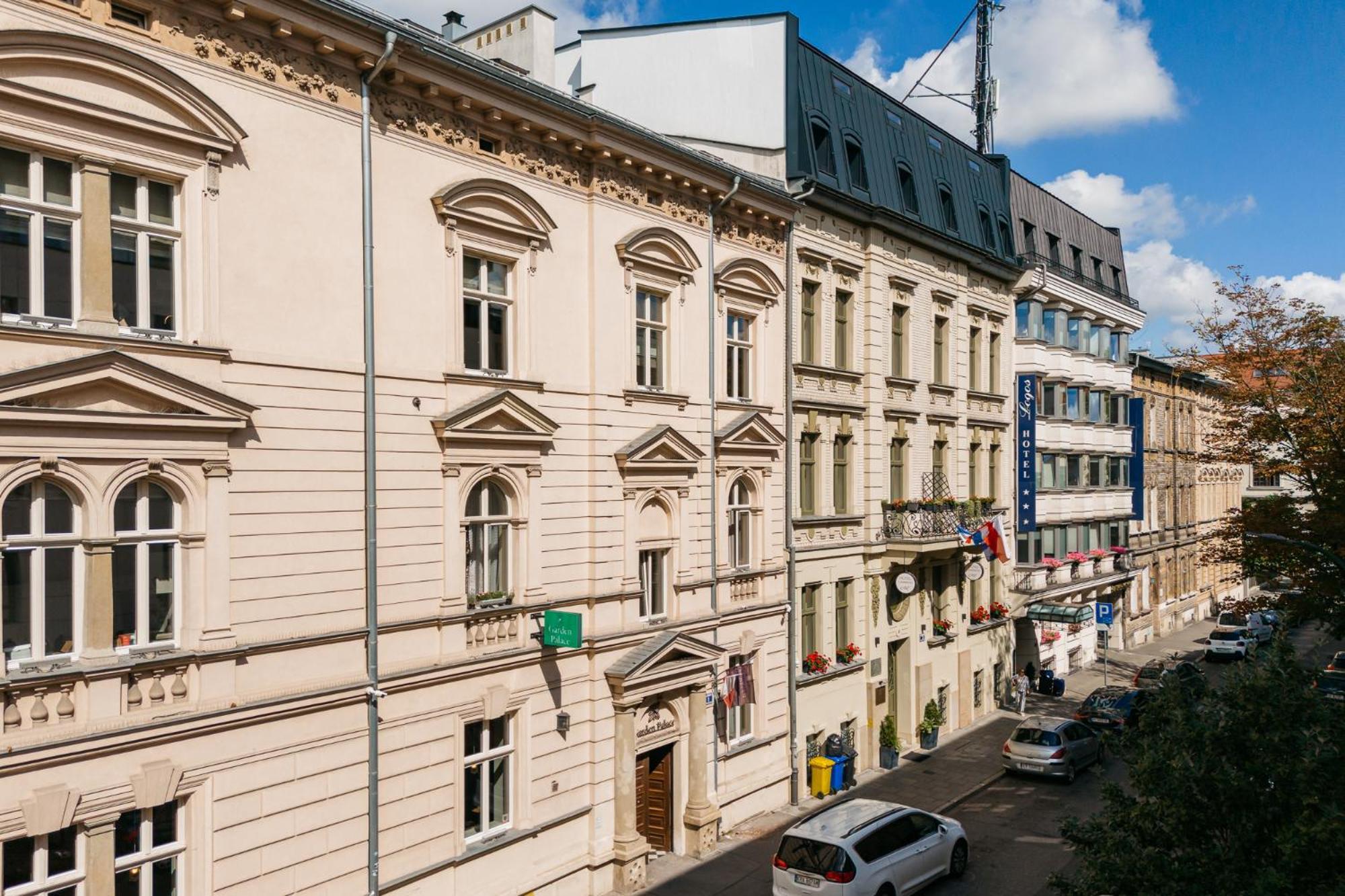 Garden - Loftaffair Collection Apartment Krakow Bagian luar foto